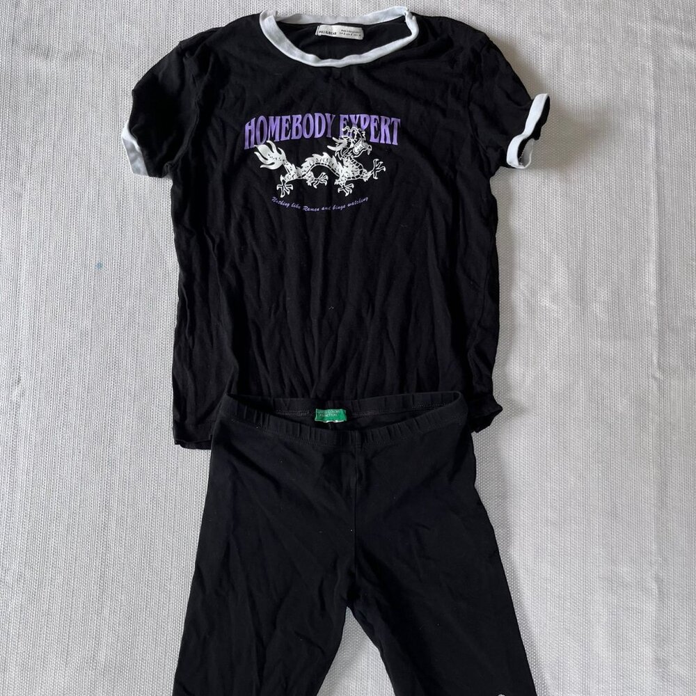 Bershka Outfit Combo with Graphic Tee and Biker Shorts from Benetton
